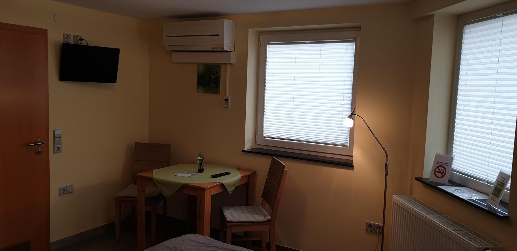 Gaestezimmer , Pension Wauri Waldenbuch Exterior foto